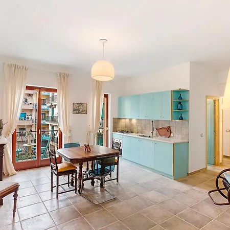 Casa Malia Cozy In Center ソレント