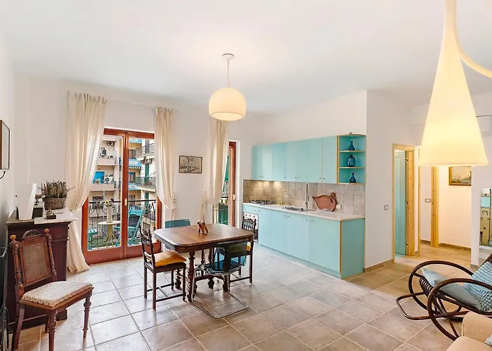 Casa Malia Cozy In Center سورينتو